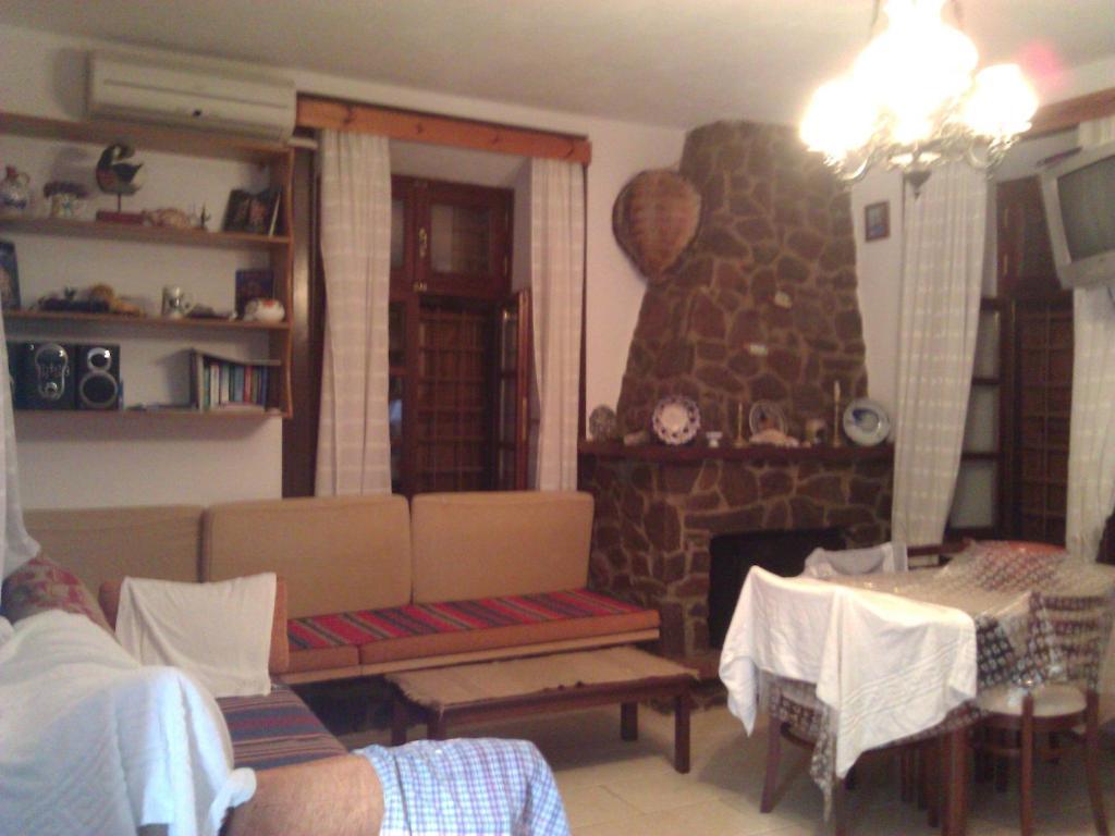 Lela Kaptani Eftalou Olive Grove Mithimna Phòng bức ảnh